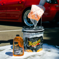 Meguiars Gold Class Car Wash Shampoo And Conditoner 1.9L